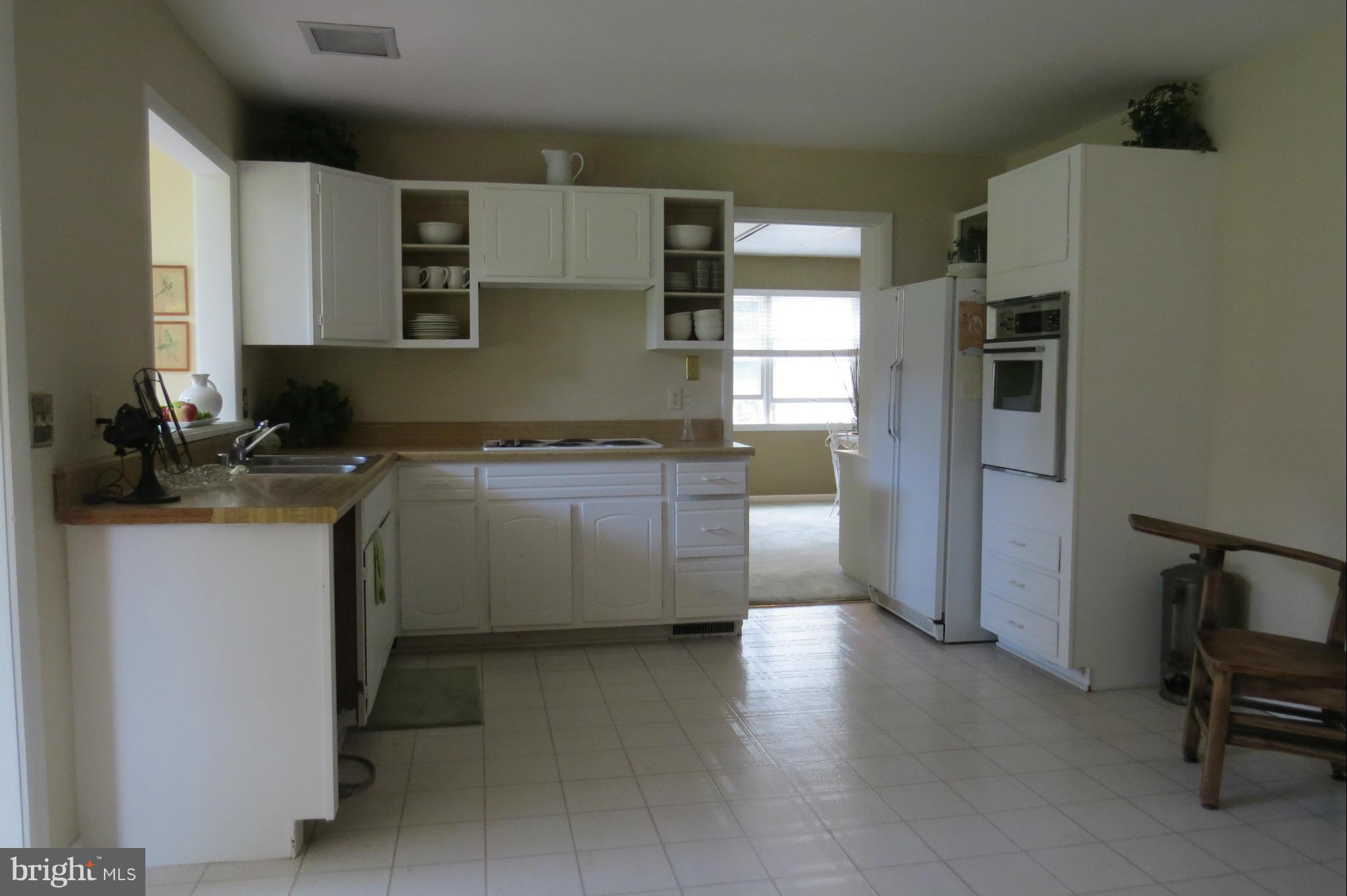 6835 Thorneton Road St. Michaels, MD 21663 - Photo 6 of 24 Kitchen