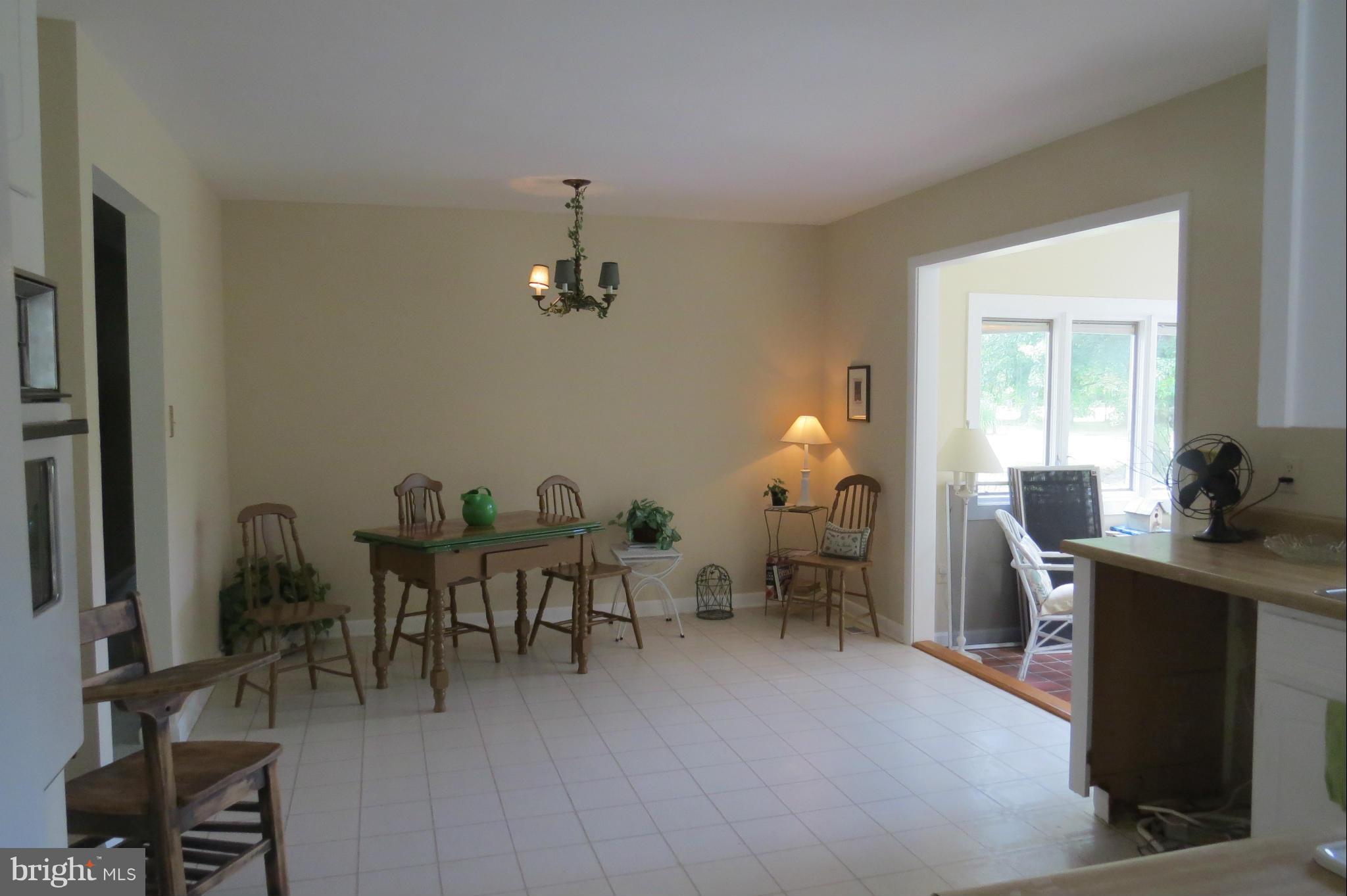 6835 Thorneton Road St. Michaels, MD 21663 - Photo 8 of 24 Kitchen Dining Area