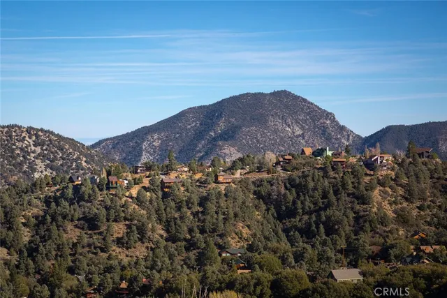 a view of a large building