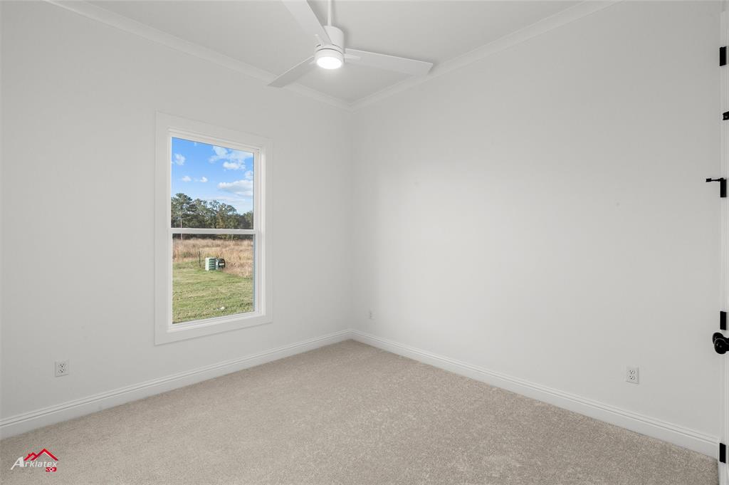 35 Turtle Creek Drive Benton, LA 71006 - Photo 27 of 32 an empty room with a window