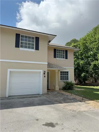 $2,000 | 2390 Vero S Circle Southwest, Unit 6, Vero Beach, FL 32962