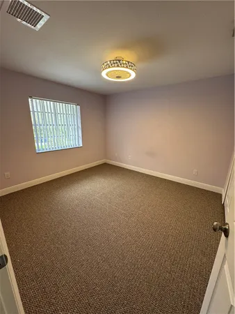 $2,000 | 2390 Vero S Circle Southwest, Unit 6, Vero Beach, FL 32962