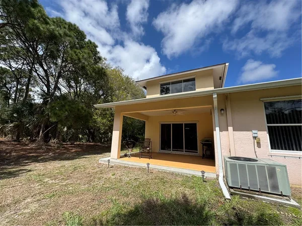 $2,000 | 2390 Vero S Circle Southwest, Unit 6, Vero Beach, FL 32962