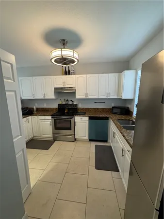 $2,000 | 2390 Vero S Circle Southwest, Unit 6, Vero Beach, FL 32962
