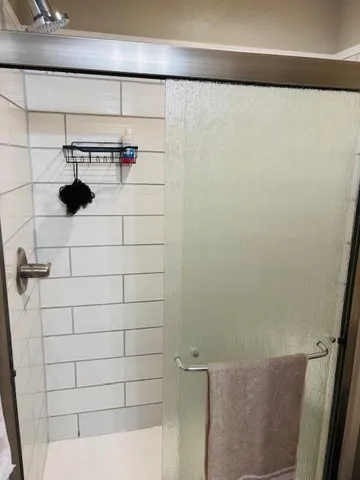 $245,000 | 200 West Lexington Drive, Girard, KS 66743