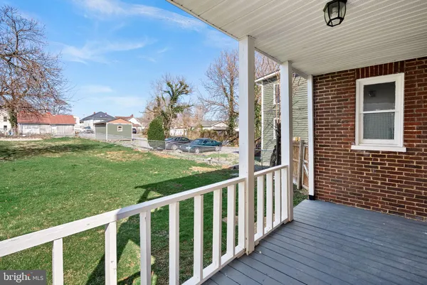 $389,990 | 317 Gray Avenue, Winchester, VA 22601