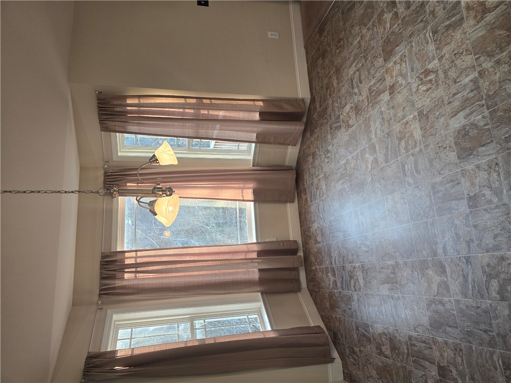 327 Fox Run Road Walhalla, SC 29691 - Photo 7 of 16