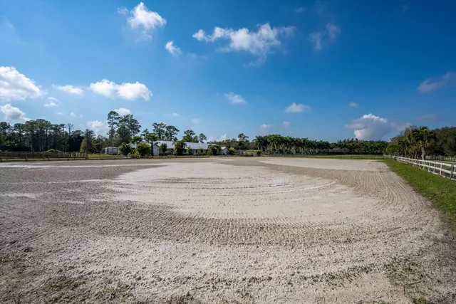 $950 | 1666 C Road, Loxahatchee Groves, FL 33470