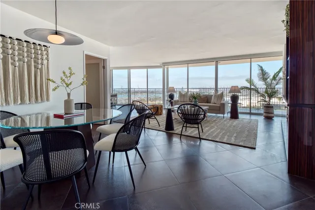 $950,000 | 700 East Ocean Boulevard, Unit 2508, Long Beach, CA 90802