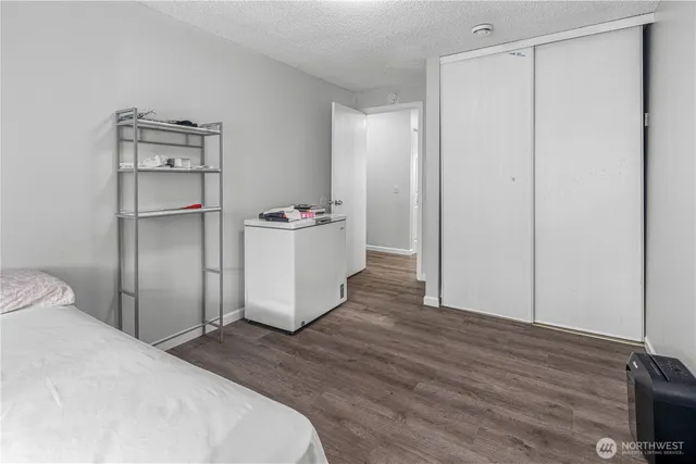 $1,099,999 | 3030 South 216th Street, Unit E, SeaTac, WA 98198