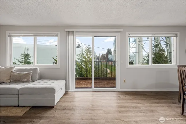 $1,099,999 | 3030 South 216th Street, Unit E, SeaTac, WA 98198