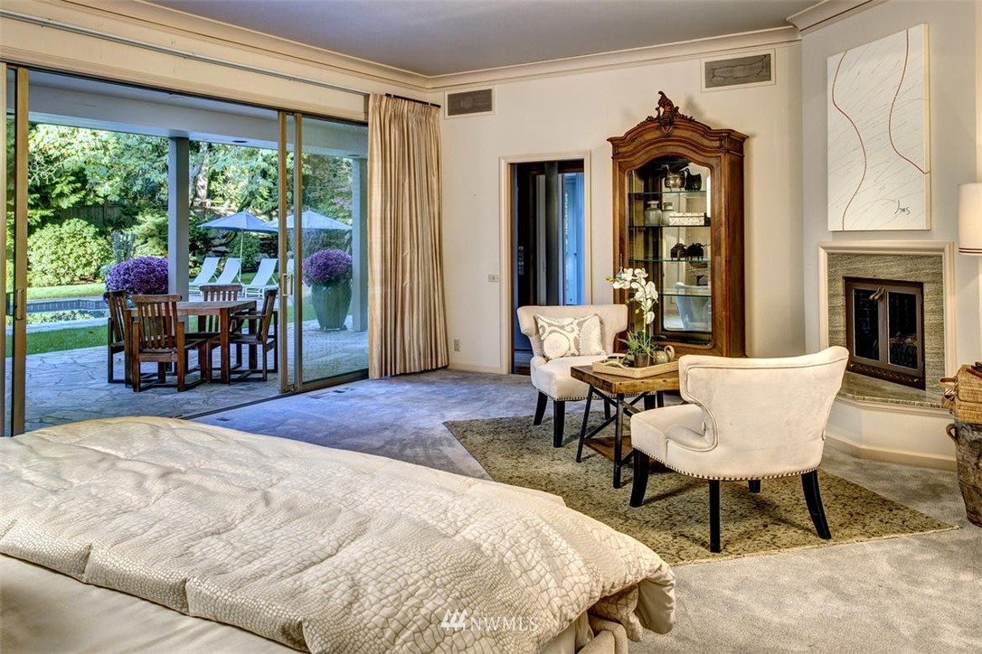 1019 Evergreen Point Road Medina, WA 98039 - Photo 15 of 25