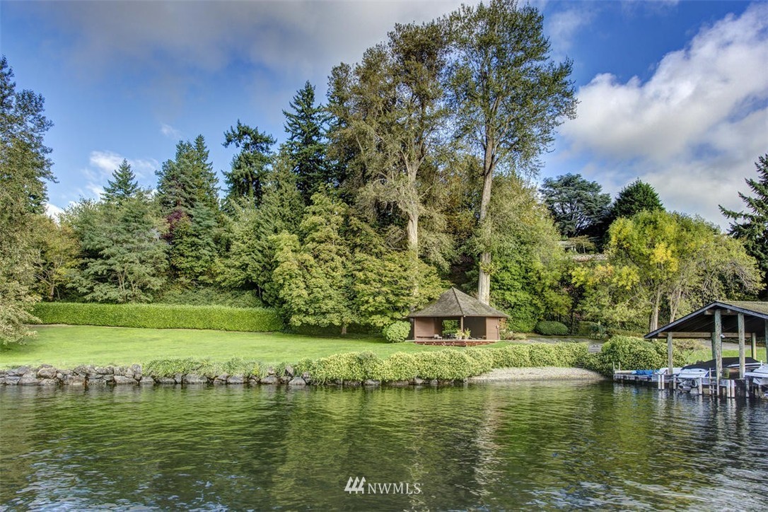 1019 Evergreen Point Road Medina, WA 98039 - Photo 4 of 25