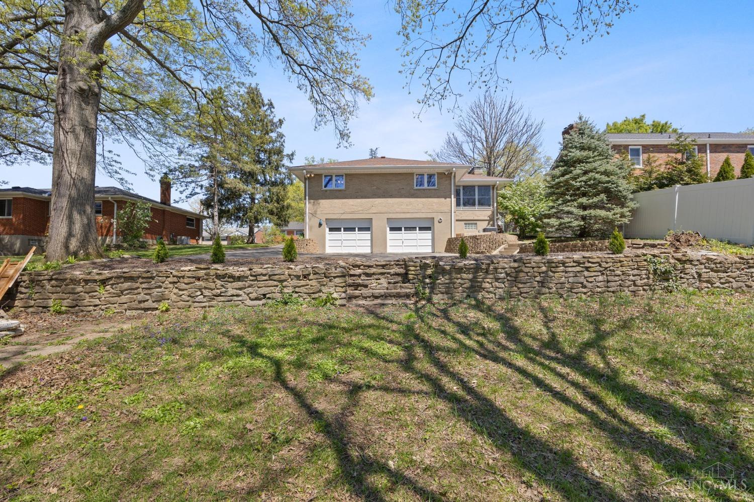 3129 Dickinson Road Cincinnati, OH 45211 - Photo 37 of 37 Gallery Image 37