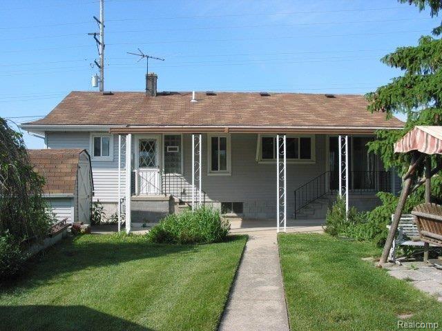 6381 Dyke Road Algonac, MI 48001 - Photo 21 of 21 rear view.JPG