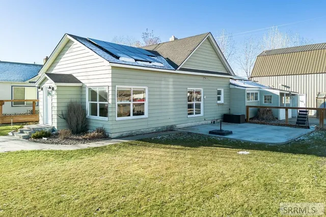 $339,000 | 387 North Shilling Avenue, Blackfoot, ID 83221