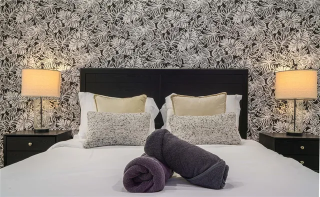 a view of a tennis court