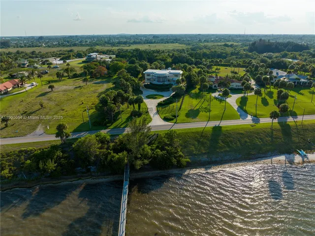 $29,995 | 2827 South Indian River Drive, Fort Pierce, FL 34982