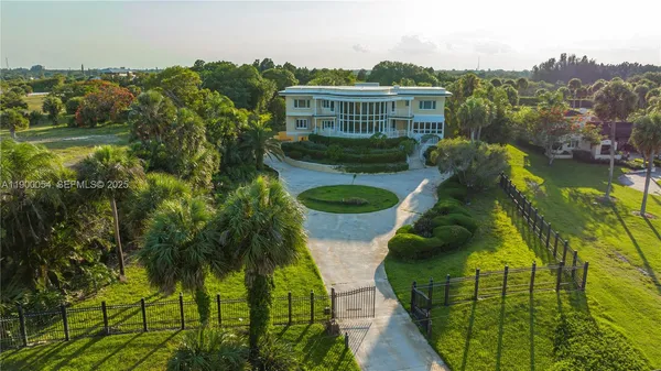 $29,995 | 2827 South Indian River Drive, Fort Pierce, FL 34982