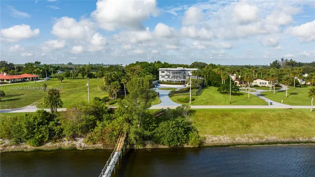 $29,995 | 2827 South Indian River Drive, Fort Pierce, FL 34982