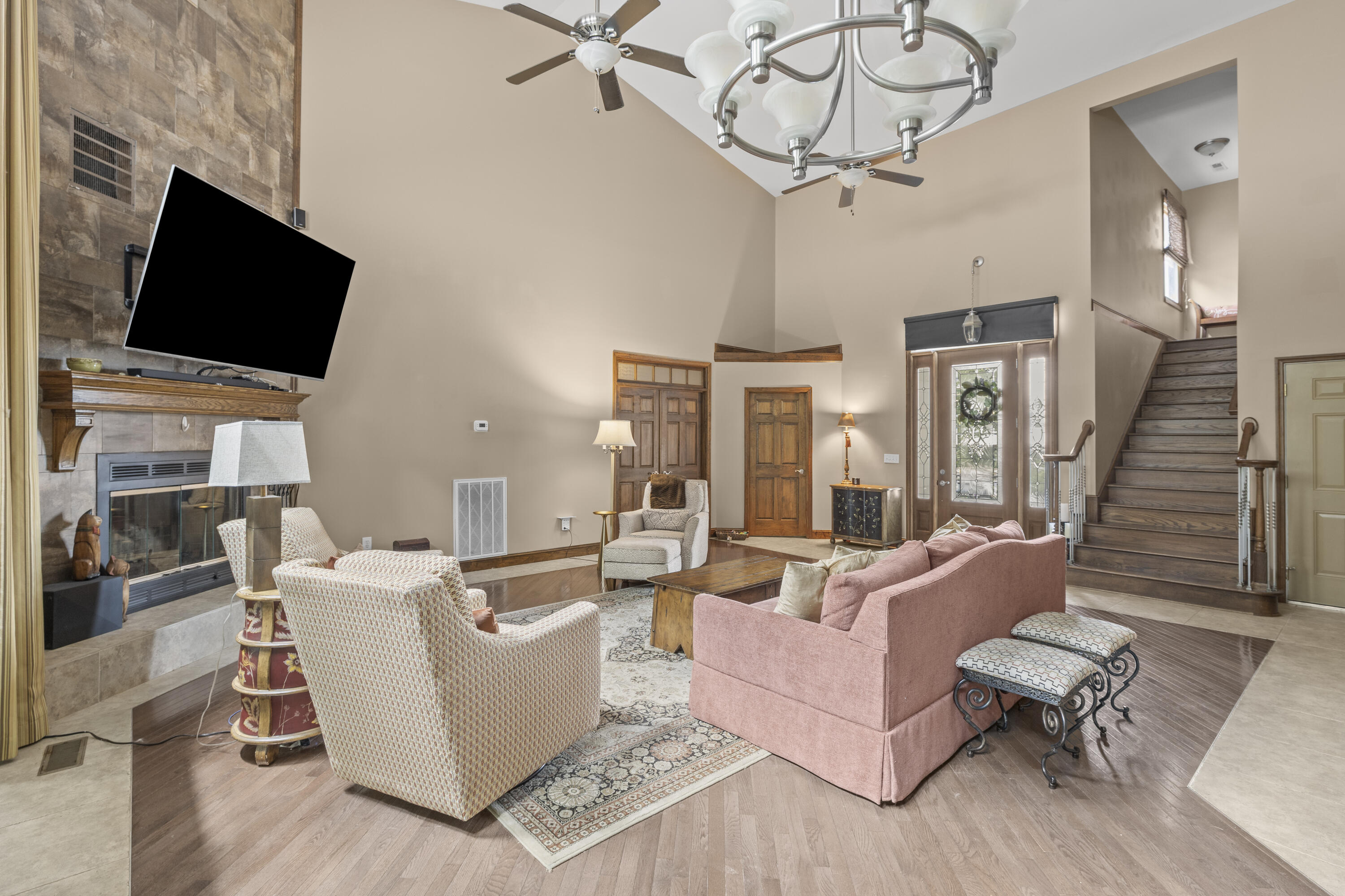 7128 White Oak Valley Road McDonald, TN 37353 - Photo 8 of 63 Living Room