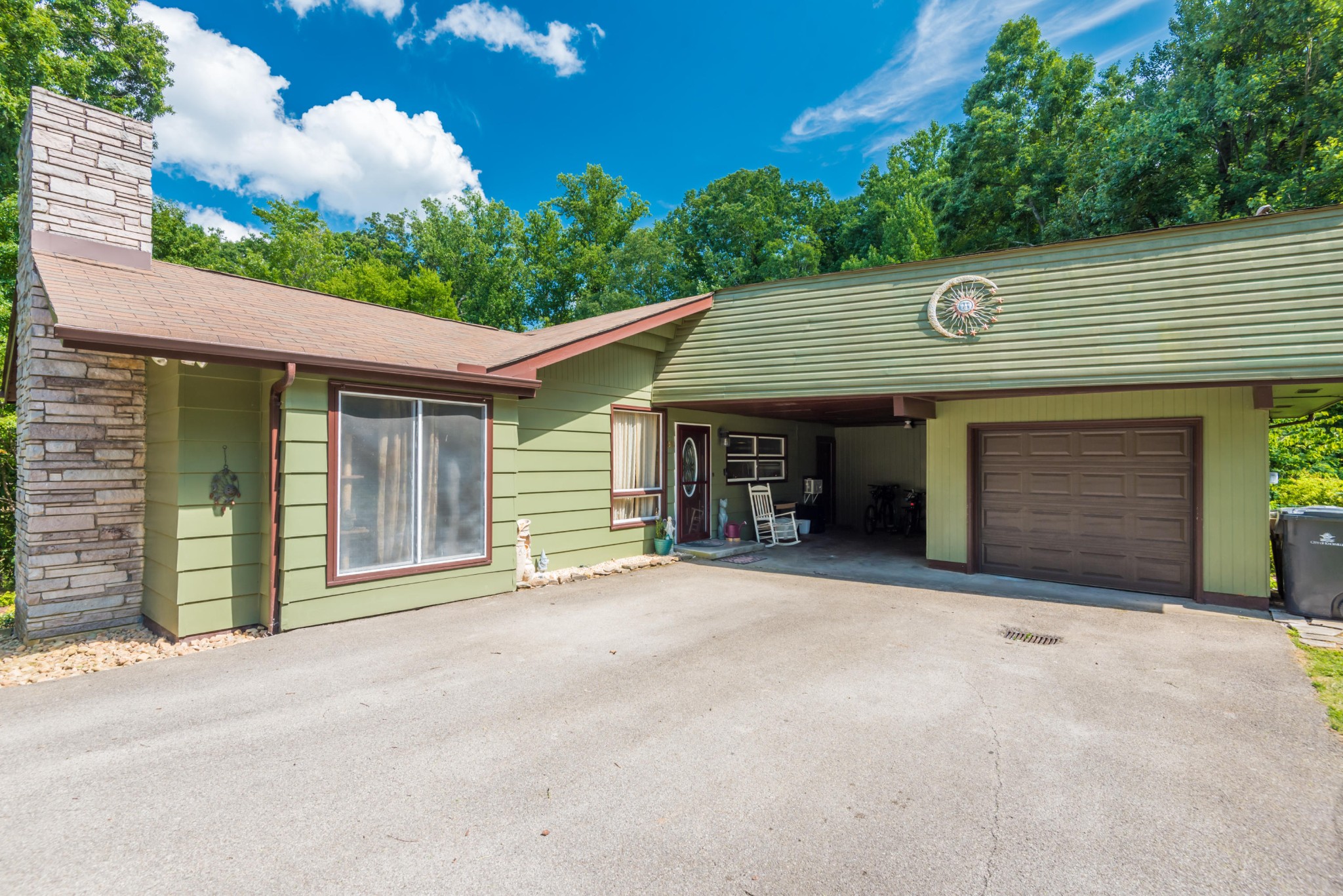 5812 Nottingham Road Knoxville, TN 37918 - Photo 3 of 36 Gallery Image 3