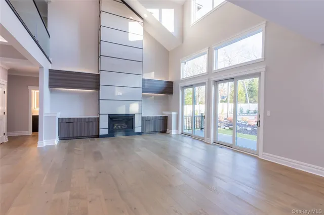 $1,999,999 | 80 Washington Boulevard, Commack, NY 11725