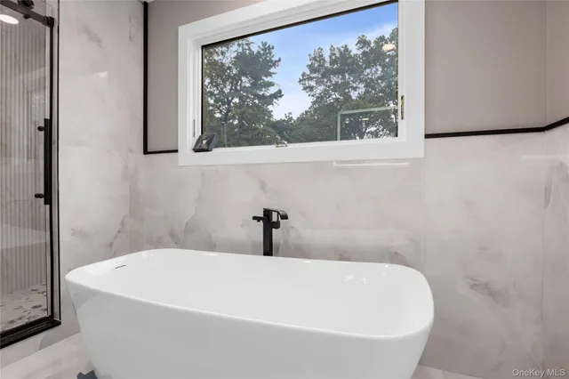 $1,999,999 | 80 Washington Boulevard, Commack, NY 11725