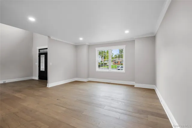 $1,999,999 | 80 Washington Boulevard, Commack, NY 11725