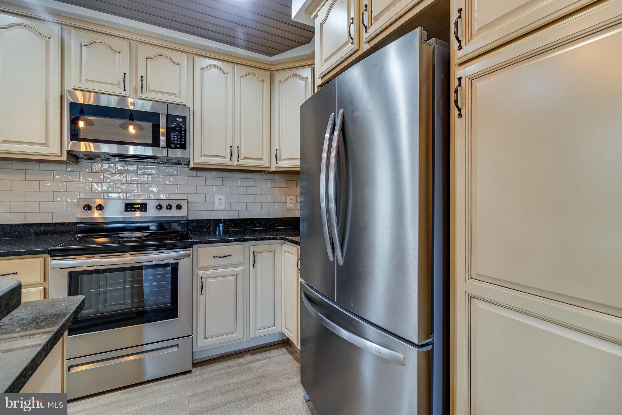 28055 Old Village Road Mechanicsville, MD 20659 - Photo 12 of 57