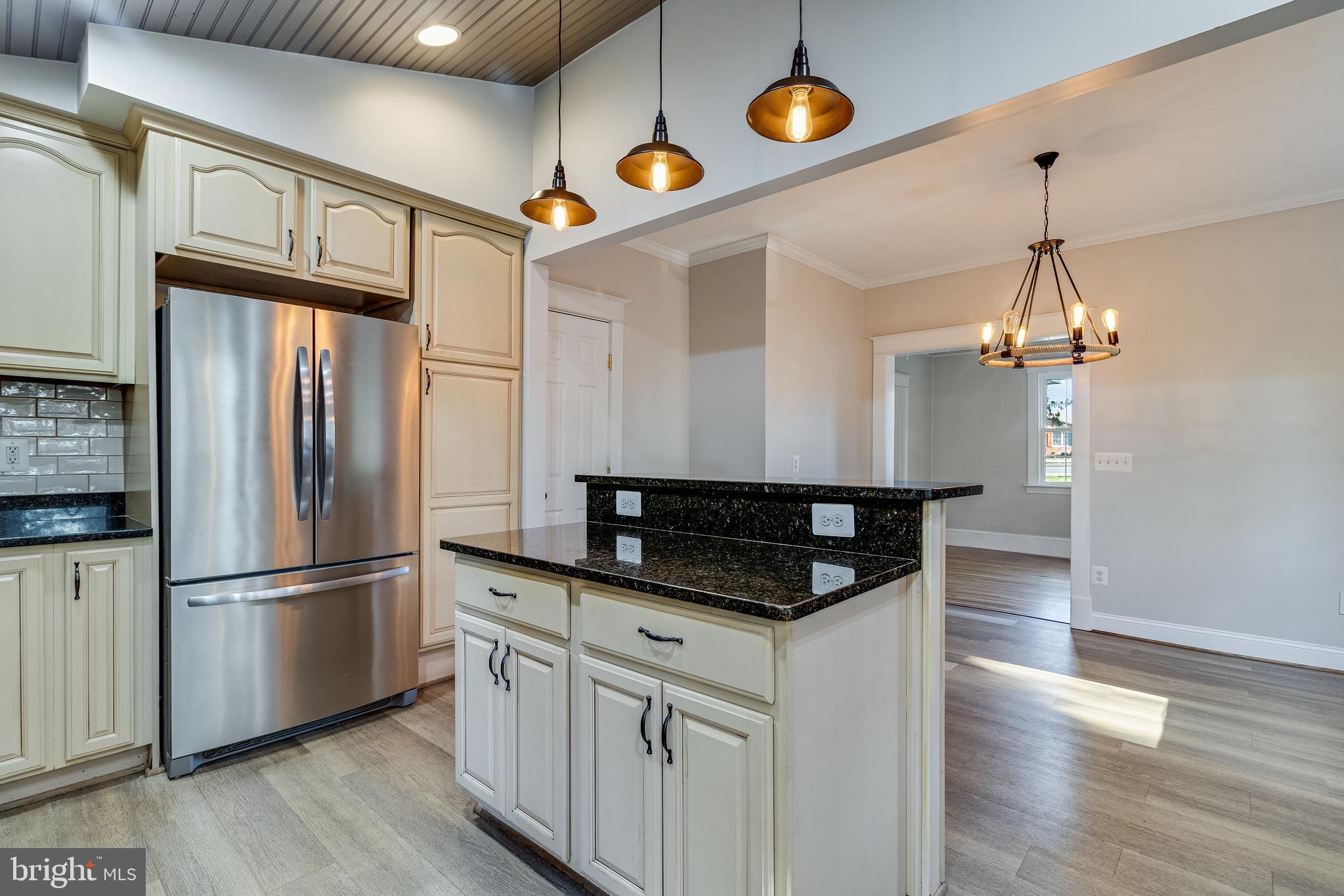 28055 Old Village Road Mechanicsville, MD 20659 - Photo 13 of 57 Plenty of chef prep workspace