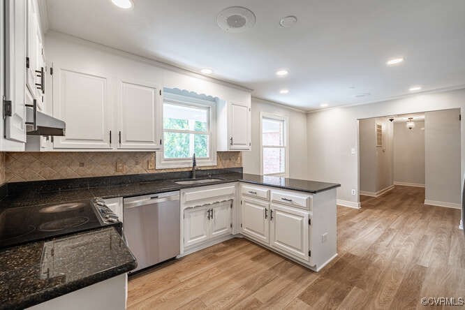7018 West Quaker Road Disputanta, VA 23842 - Photo 9 of 42 Gallery Image 9