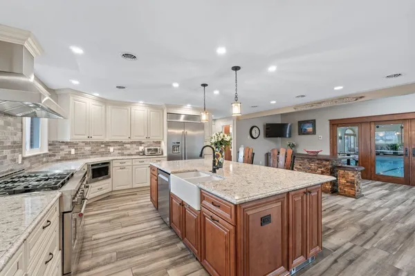 $1,800,000 | 46 Casco Road, Brunswick, ME 04011