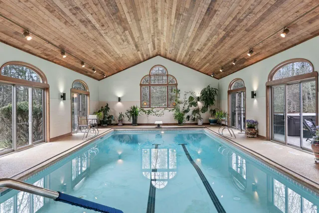 $2,000,000 | 46 Casco Road, Brunswick, ME 04011