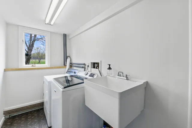 $2,000,000 | 46 Casco Road, Brunswick, ME 04011