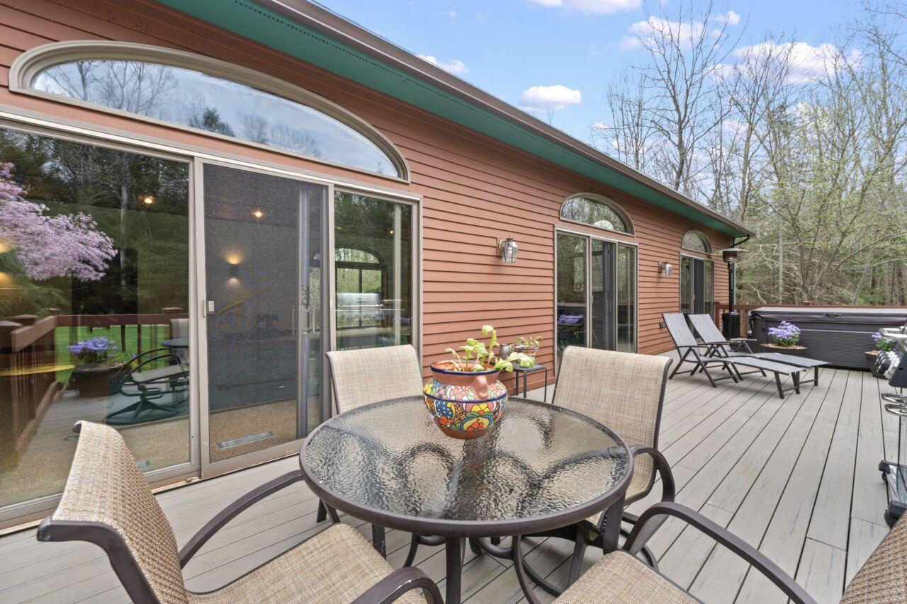 46 Casco Road Brunswick, ME 04011 - Photo 10 of 51 Back Deck