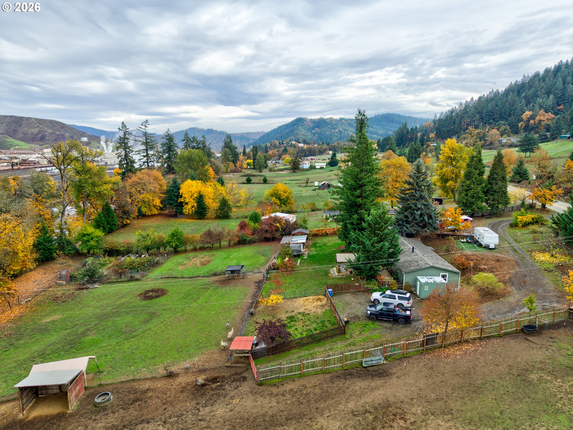 624 Willis Creek Road Winston, OR 97496 - Photo 2 of 48