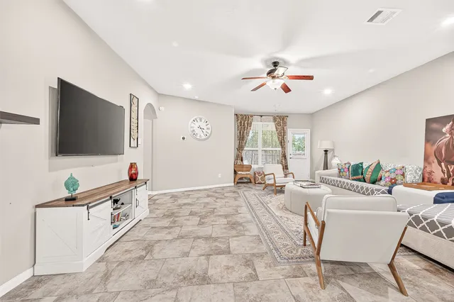 $2,600 | 20702 Sommerset Branch Court, Richmond, TX 77407