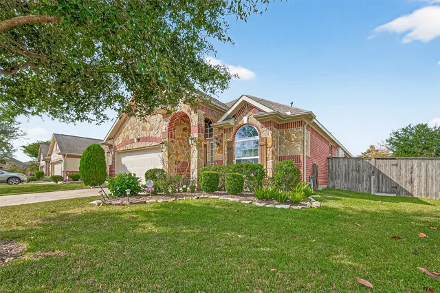 $2,600 | 20702 Sommerset Branch Court, Richmond, TX 77407
