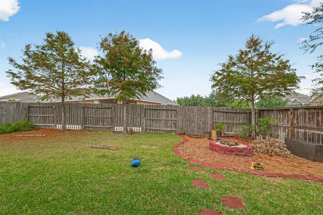 $2,600 | 20702 Sommerset Branch Court, Richmond, TX 77407