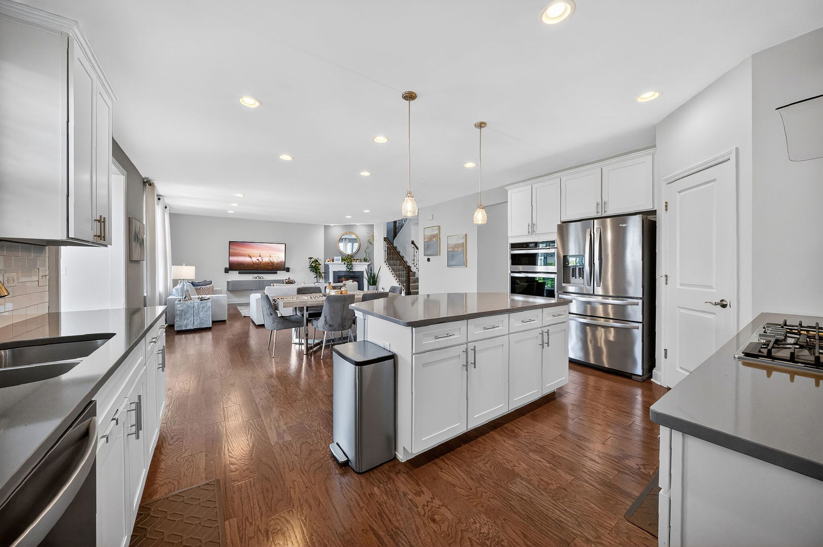 4319 Plantree Road Naperville, IL 60564 - Photo 18 of 69