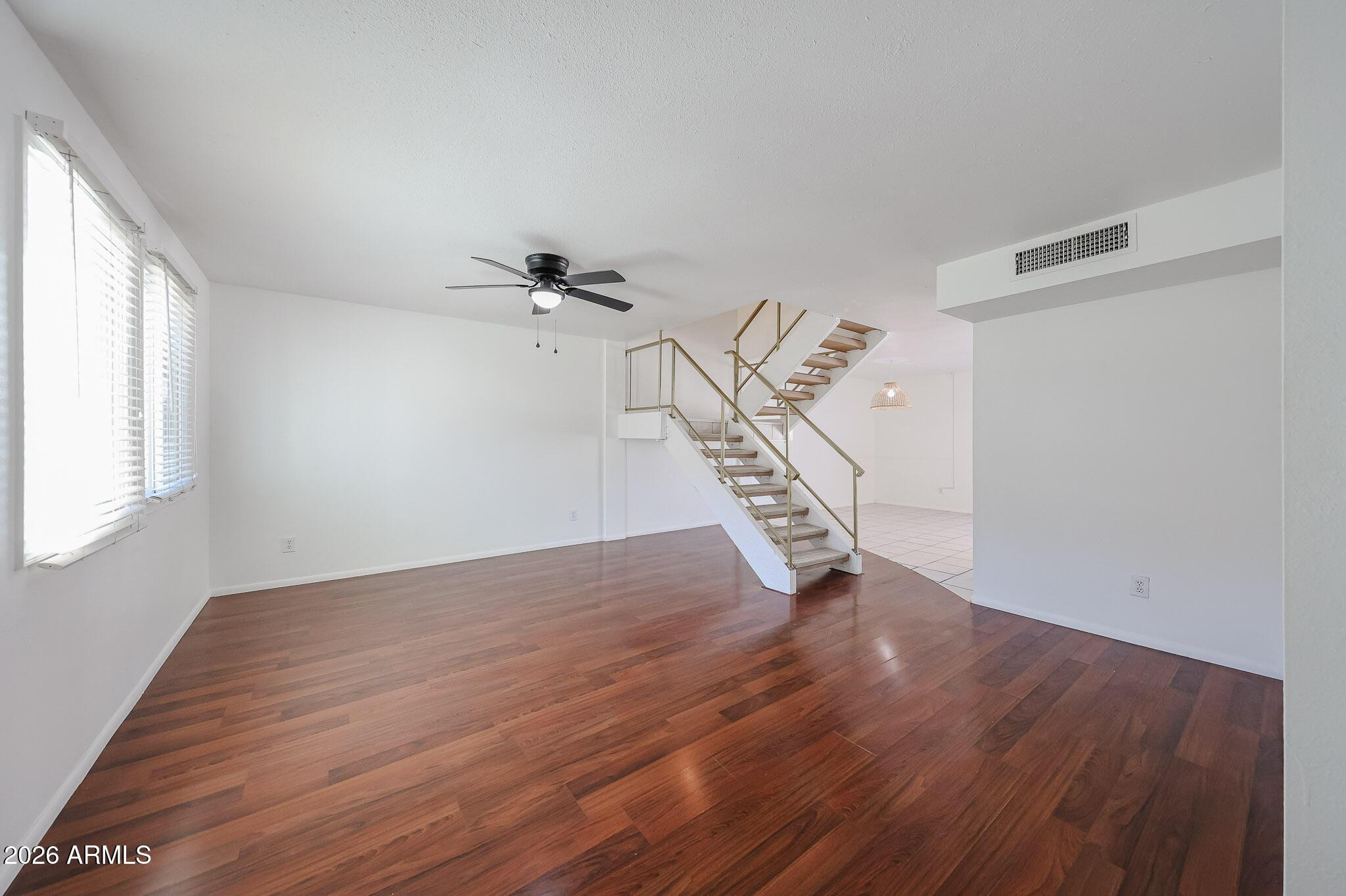 4028 North Granite Reef Road Scottsdale, AZ 85251 - Photo 5 of 33