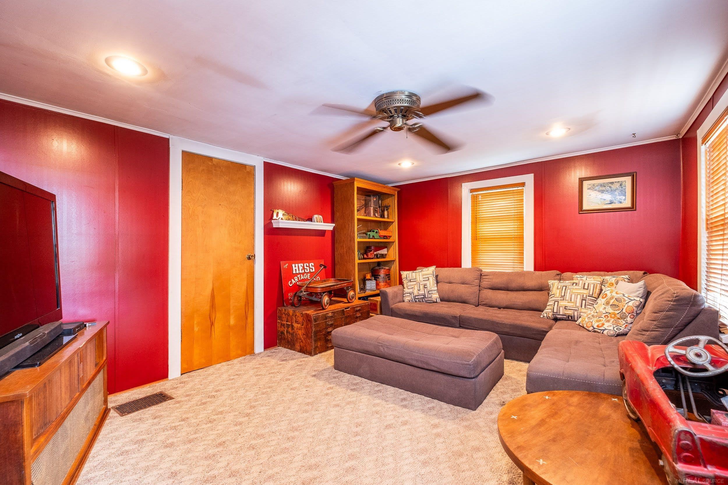 7822 Metcalf Road Avoca, MI 48006 - Photo 25 of 44 50147931-bf77b151-a3e7-4811-9ccf-54d3694e44b0.JPG