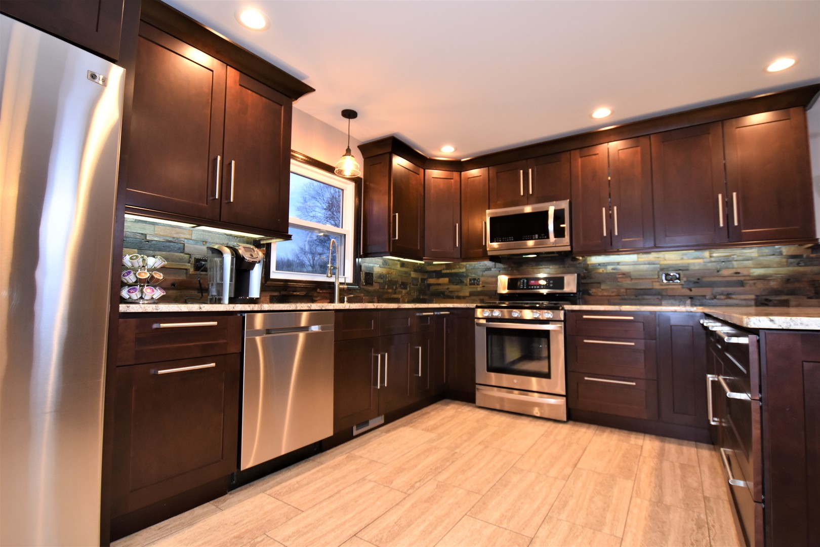 S061 Beverly Street Wheaton, IL 60187 - Photo 2 of 17