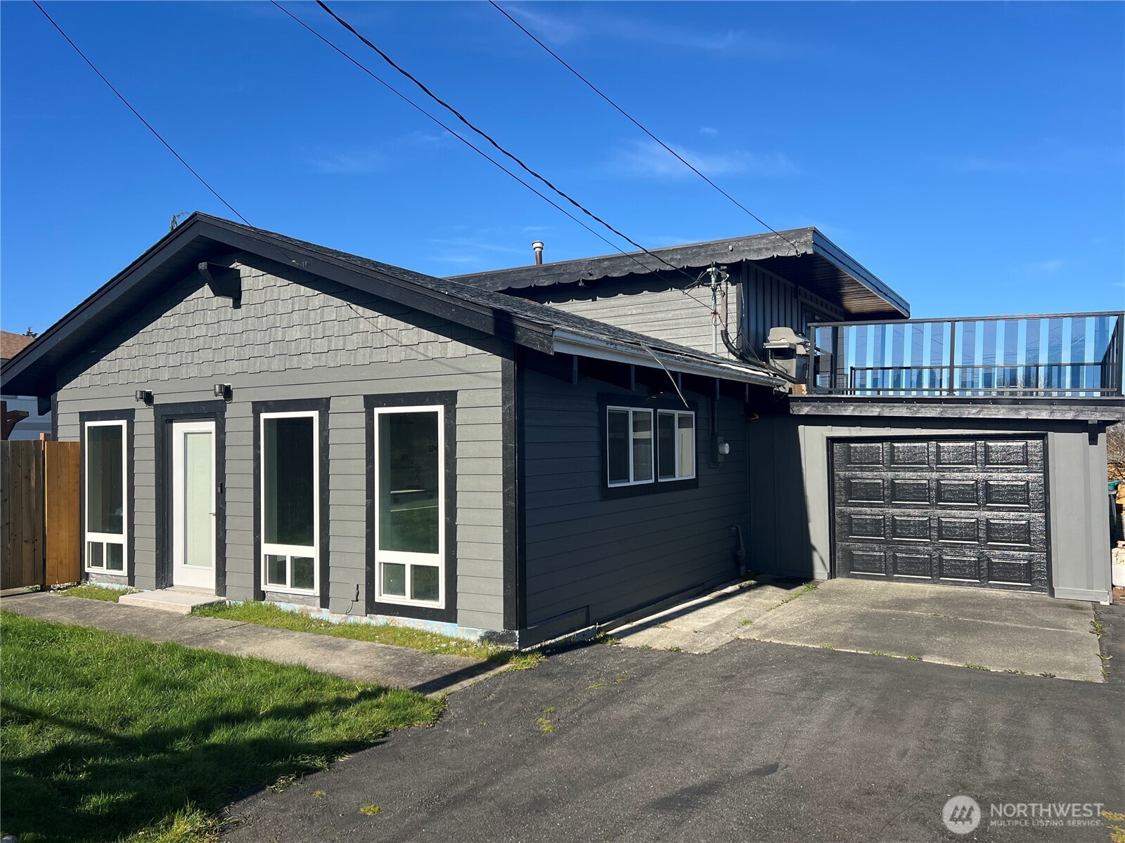 1412 29th Street Anacortes, WA 98221 - Photo 4 of 26