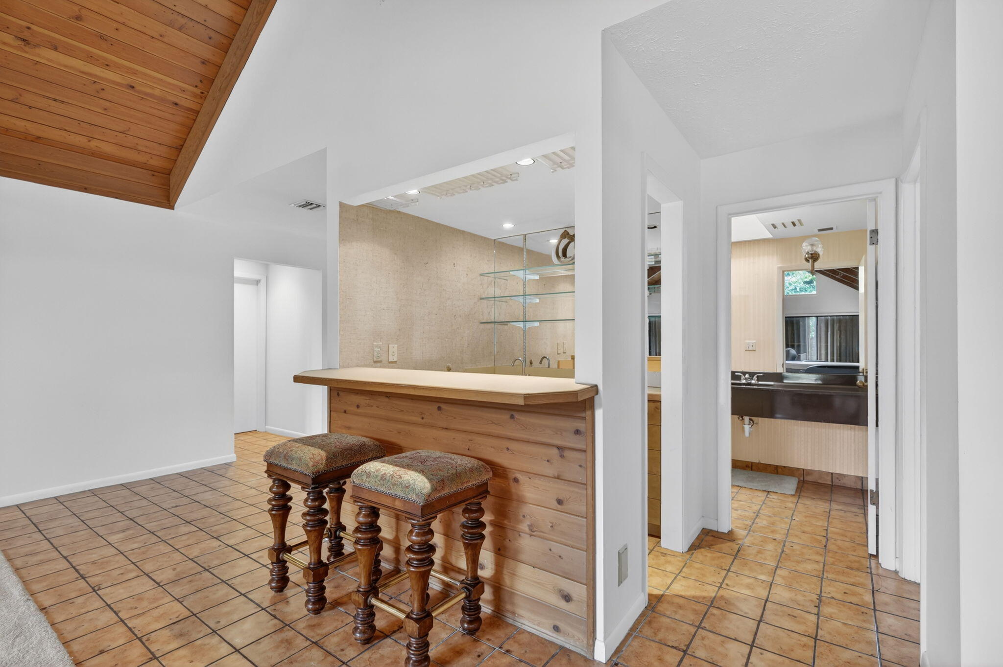 2111 Southwest Racquet Club Drive Palm City, FL 34990 - Photo 10 of 36 19-web-or-mls-5P1A7171
