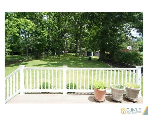 52 Foley Avenue Edison, NJ 08820 - Photo 17 of 19 Gallery Image 17