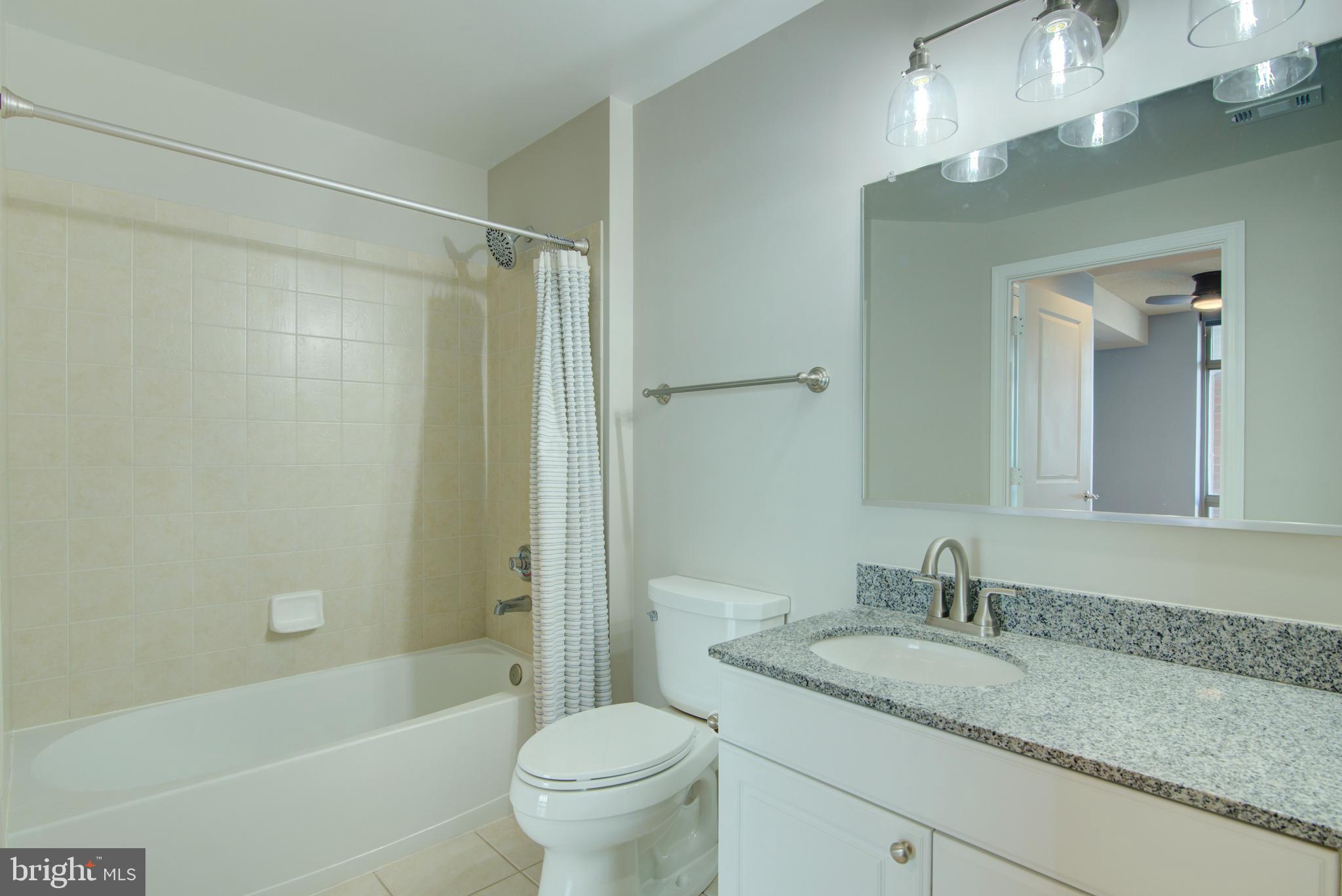 3600 South Glebe Road, Unit 414W Arlington, VA 22202 - Photo 9 of 28 Bathroom