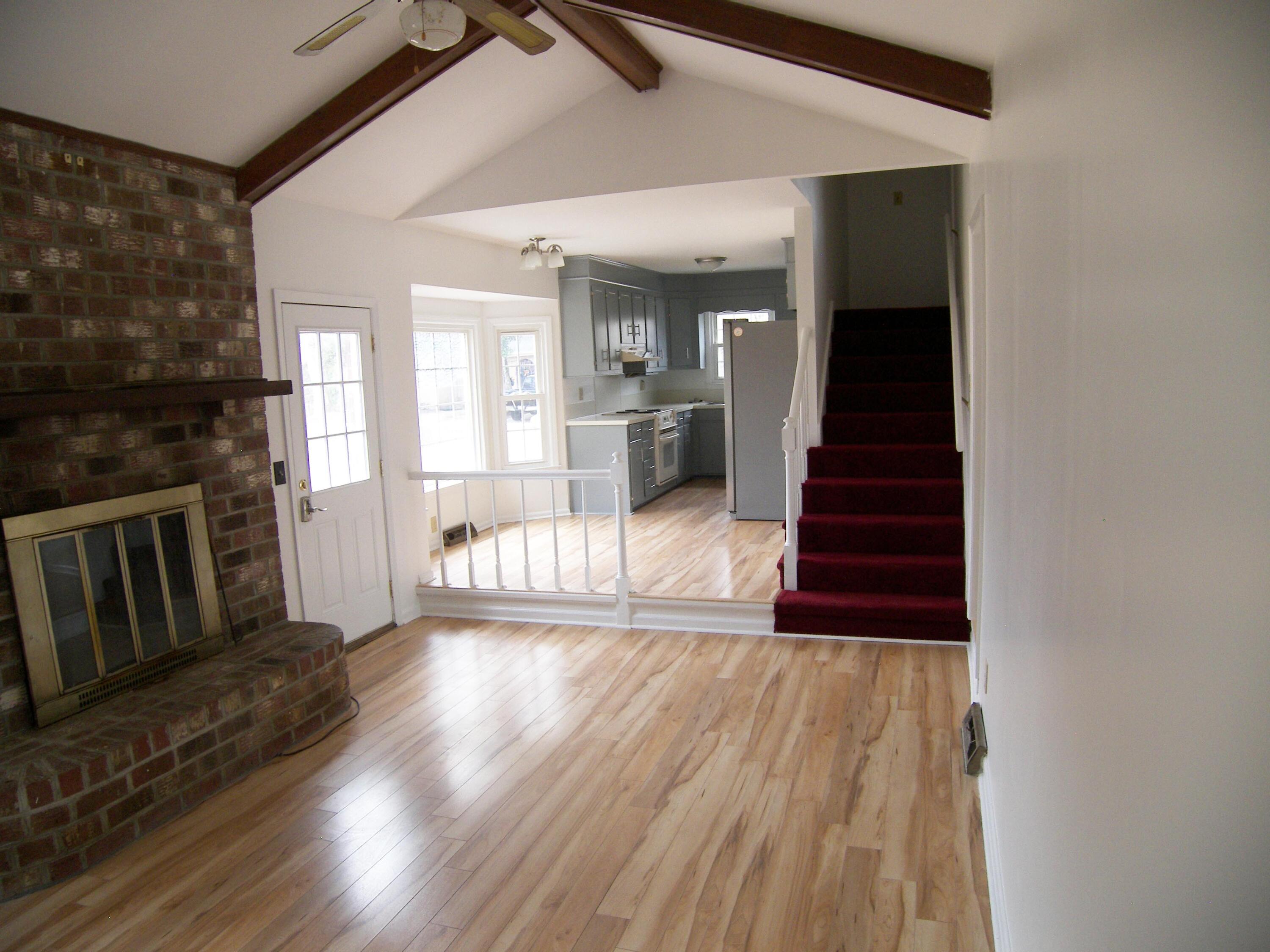 9 Pequannock Road Goose Creek, SC 29445 - Photo 12 of 16 Greatroom looking into Kitchen