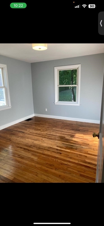 45 Pilgrim Avenue Worcester, MA 01604 - Photo 4 of 13